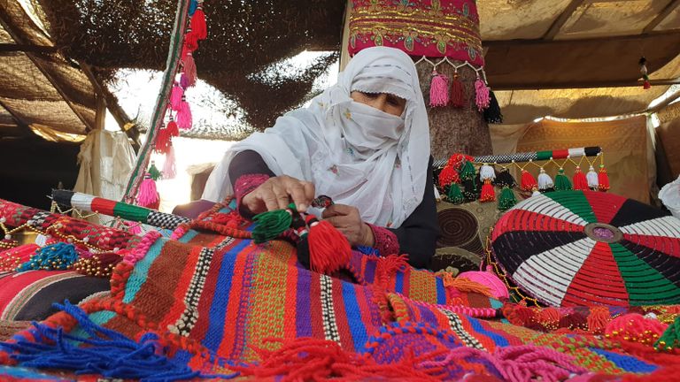 حرفة السدو تصارع للبقاء في فلسطين