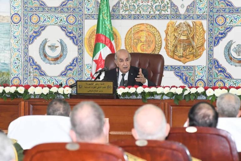 الرئيس الجزائري مقر وزارة الدفاع الوطني