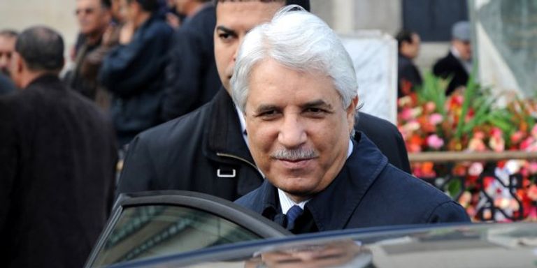 الطيب لوح وزير العدل الجزائري الأسبق  سوار إلكتروني لتتبع المجرمين - أرشيفية