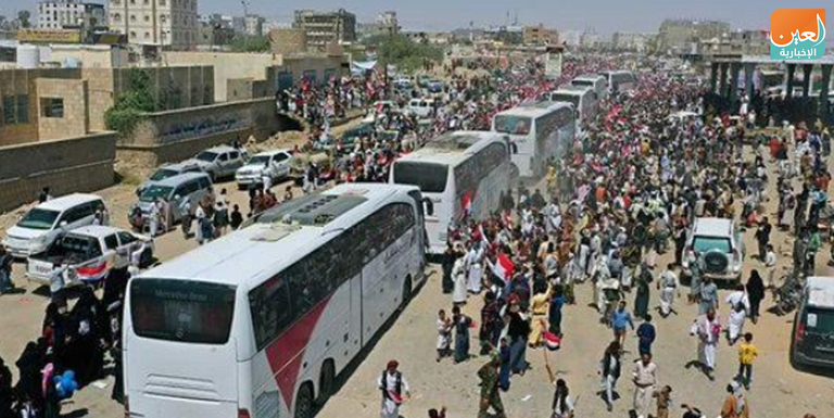 استقبال مهيب للأسرى المحررين من سجون الحوثي