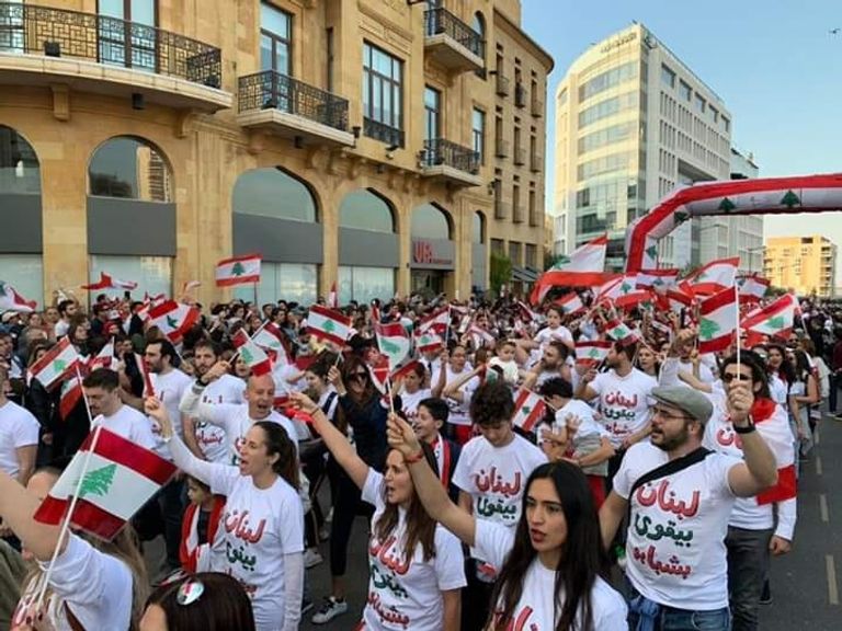 شباب لبنان قادوا الحراك الانتفاضة اللبنانية - أرشيفية