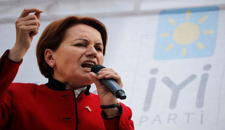  ميرال أكشينار زعيمة حزب الخير التركي المعارض