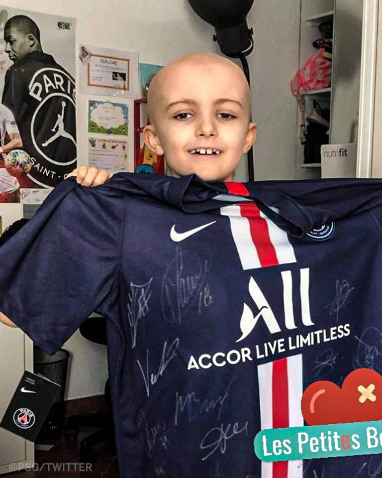 كيليان مبابي لاعب باريس سان جيرمان