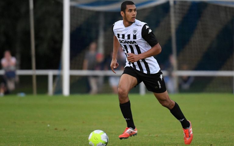 عيسى لايدونى فريق فيرينتسفاروشي