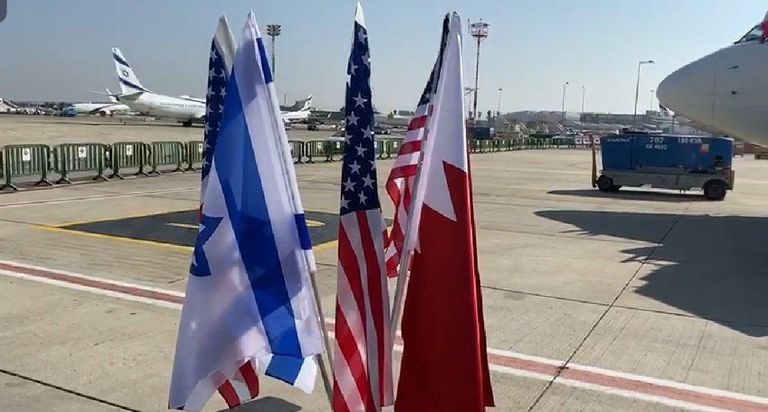 طائرة السلام الثانية تقلع من تل أبيب إلى المنامة