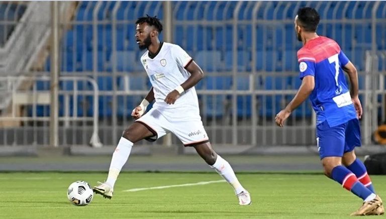 حسان تمبكتي لوسيانو فيتو لاعب سبورتنج لشبونة