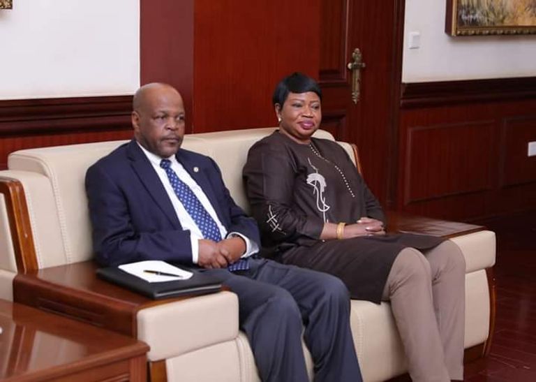 المدعية العامة للمحكمة الجنائية الدولية خلال لقاء حميدتي