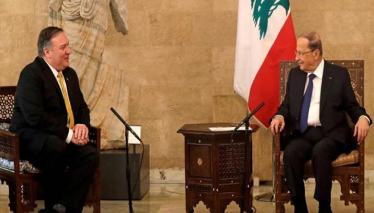الرئيس اللبناني ووزير الخارجية الأمريكي خلال لقاء سابق