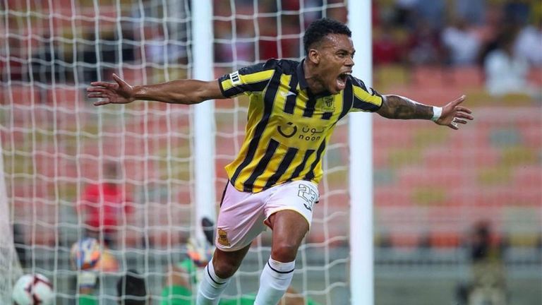 رودريجيز ألفيس ساريتش لاعب الأهلي السعودي