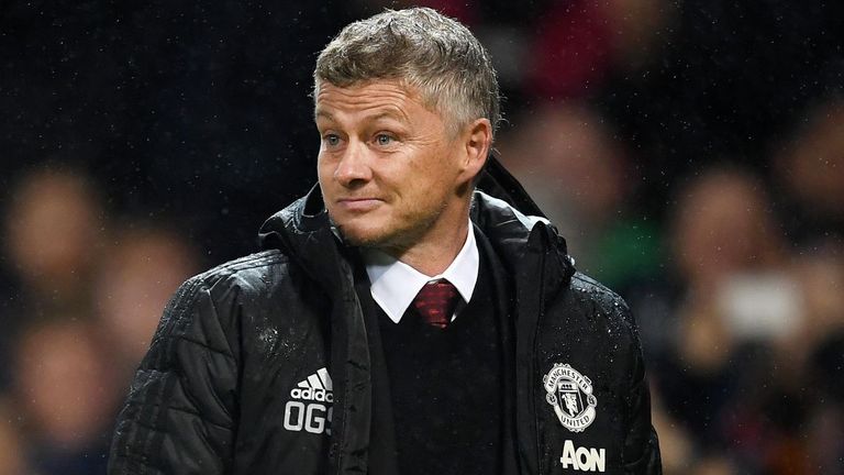 سولسكاير مدرب مانشستر يونايتد من فوز برشلونة على فرينكفاروزي