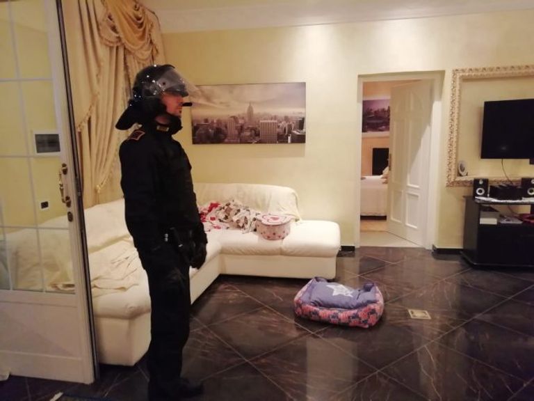 الشرطة الإيطالية