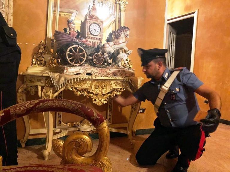 الشرطة الإيطالية