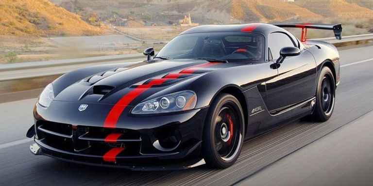 طراز دودج Viper SRT طراز نيسان GT-R