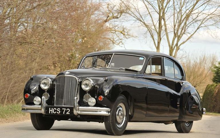  طراز DB2 الكلاسيكي