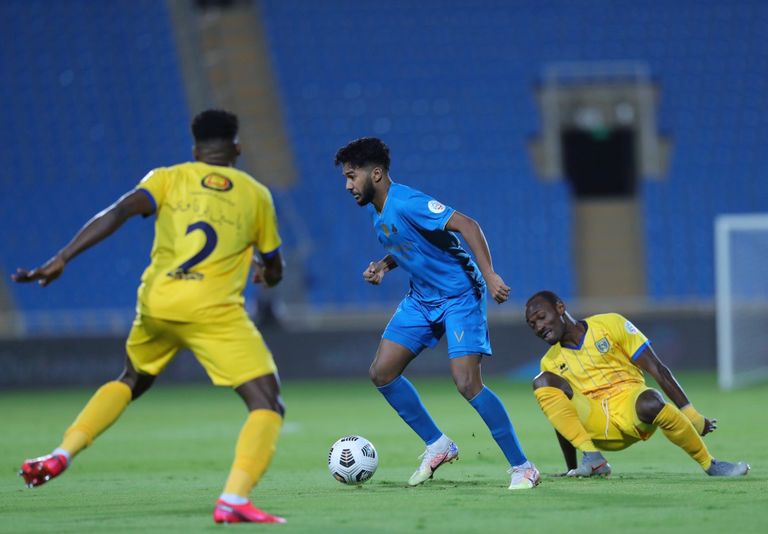 أبها ضد الهلال