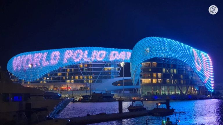 جامعة خليفة تتزين بشعار "اليوم العالمي لشلل الأطفال"