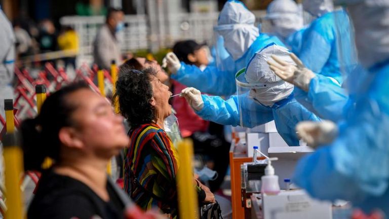 فحوصات كورونا الجماعية في الصين