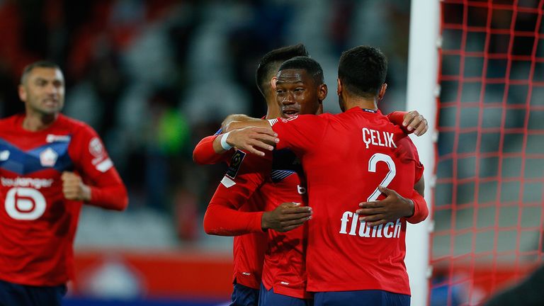 ليل فريق ميلان يقدم أداء مميزا في الدوري الإيطالي