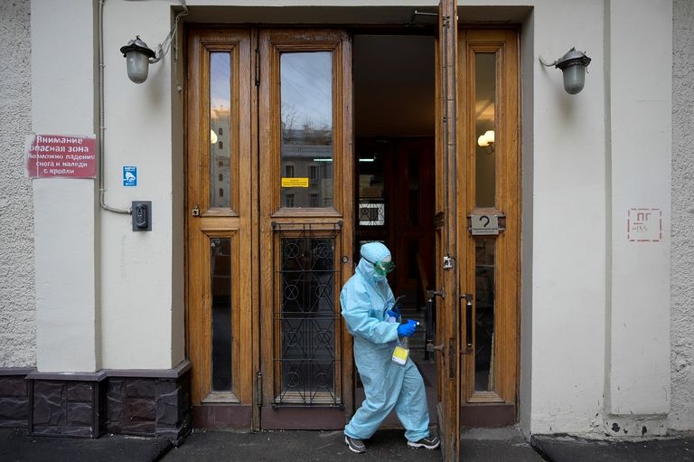 ارتفاع إصابات كورونا حول العالم لـ43 مليونا و346 ألفا و888 إصابة