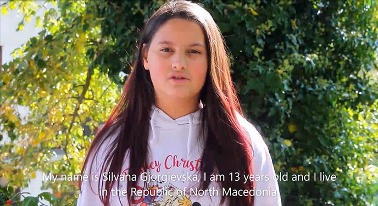 أنطونيو جوتيريس متحدثاً خلال الحوار العالمي