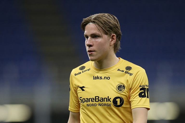 بيتر هاوجي جيانلويجي دوناروما حارس مرمى ميلان