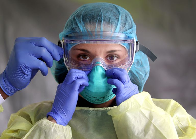 العالم يقاوم كورونا