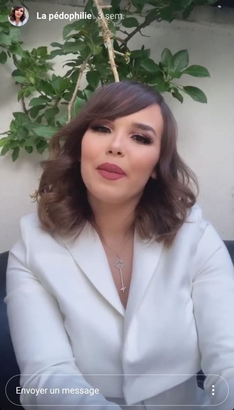 صورة من الفيديو الأصلي على صفحة مونية على إنستغرام الفنانة الجزائرية مونية بن فغول