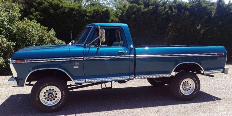 F-Series، شاحنة Dodge D100