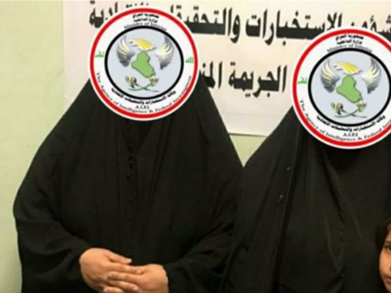 الطفلة عمرها 5 أيام