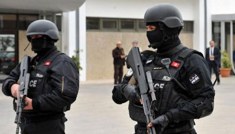 عنصران من قوات الأمن التونسية - أرشيفية