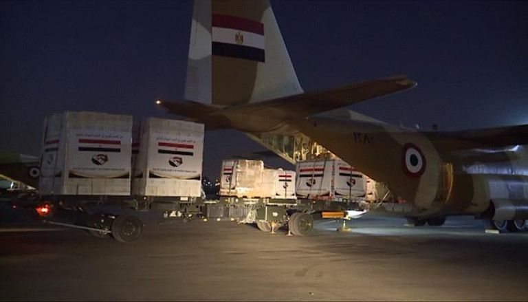 طائرة مساعدات مصرية - أرشيفية