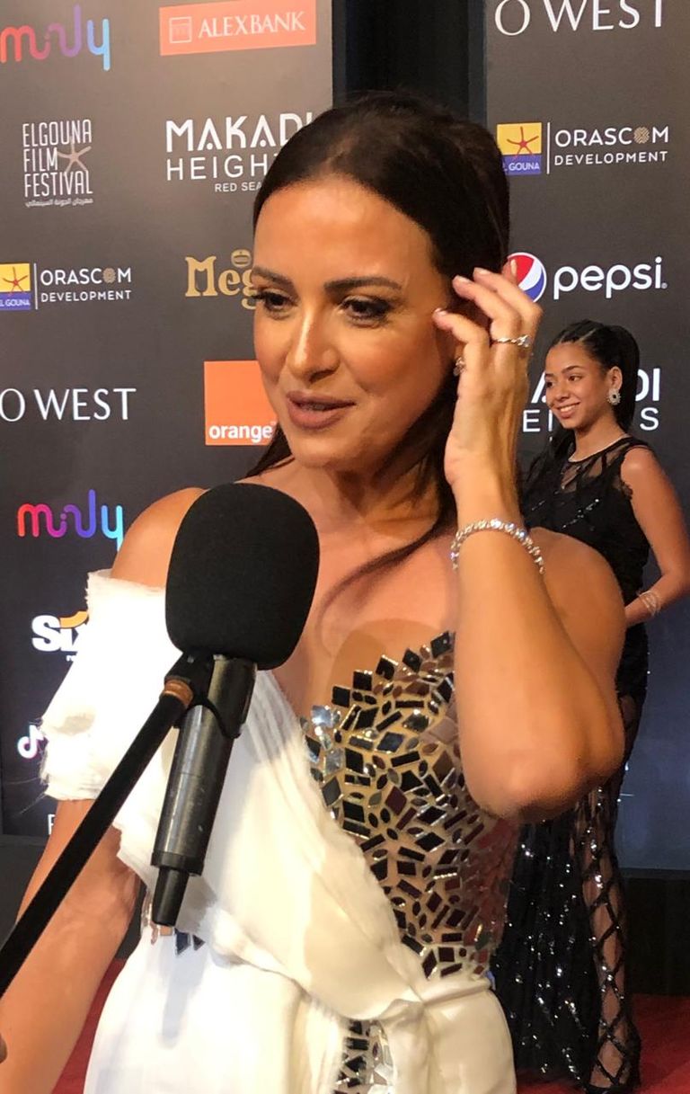 الفنانة المصرية ريهام عبد الغفور، في حفل ختام مهرجان الجونة السينمائي الفنانة المصرية يسرا