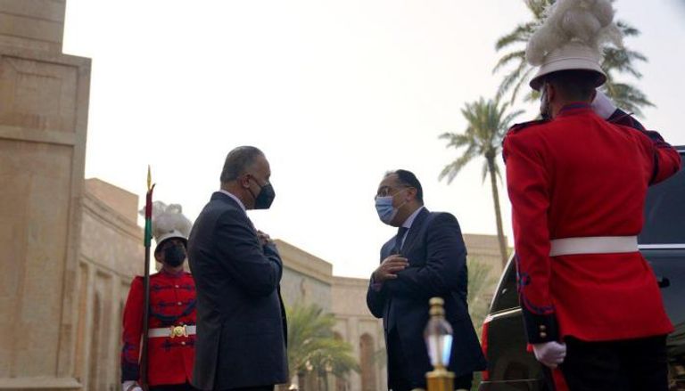 رئيسا الوزراء العراقي والمصري قبيل المباحثات في بغداد