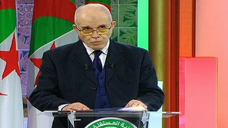 رئيس سلطة الانتخابات بالجزائر خلال المؤتمر الصحفي