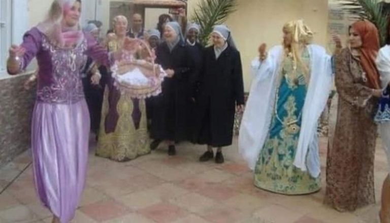 راهبات يحتفلن بالمولد النبوي مع جزائريات 