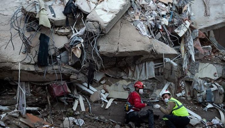زلزال تركيا أودى بحياة 35 شخصا