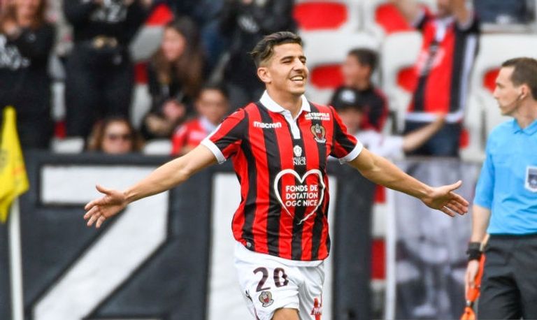 يوسف عطال لاعب نيس الفرنسي رامي بن سبعيني ويوسف عطال