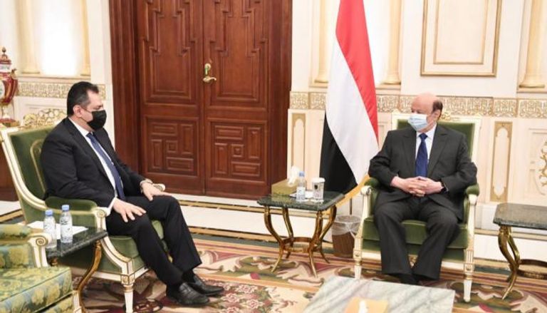 الرئيس اليمني يستقبل رئيس الحكومة المكلف