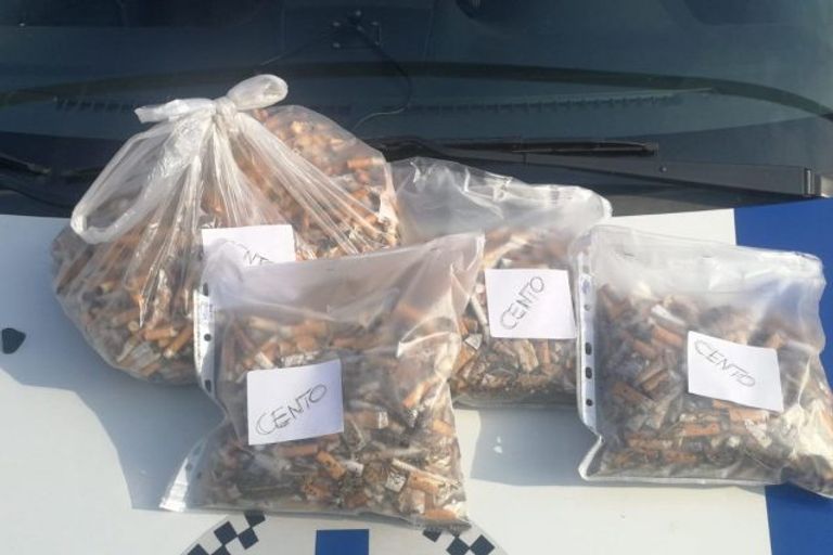 نصف كيلو من أعقاب السجائر مقابل 2 كيلو ونصف من الفاكهة