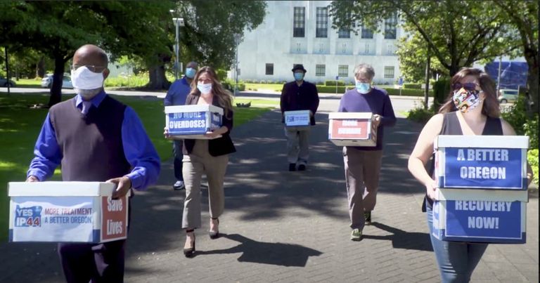 انتخابات الثلاثاء لا تقتصر على منافسة ترامب وبايدن