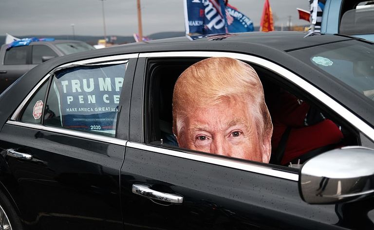 إريك ترامب خلال المسيرة في بنسلفانيا