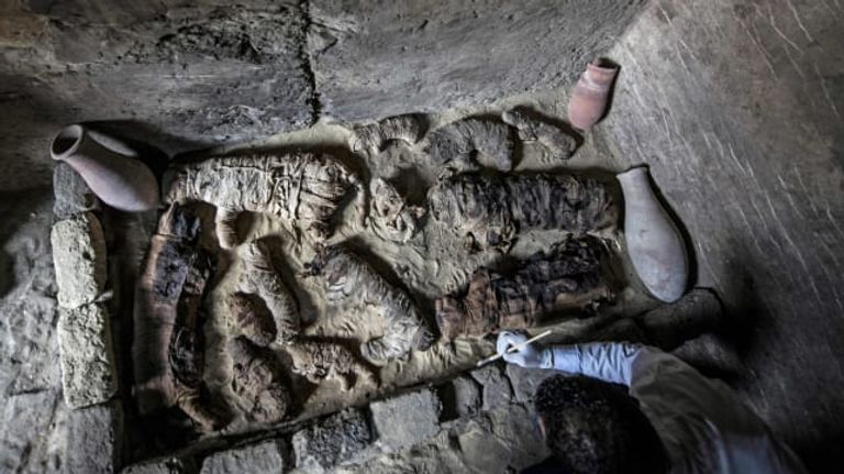 هرم زوسر المدرج في سقارة