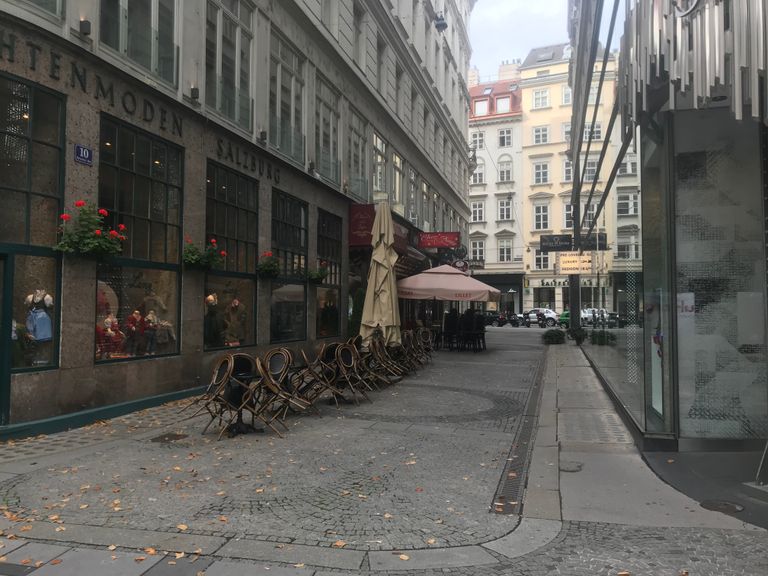 شوارع فيينا شبه خالية