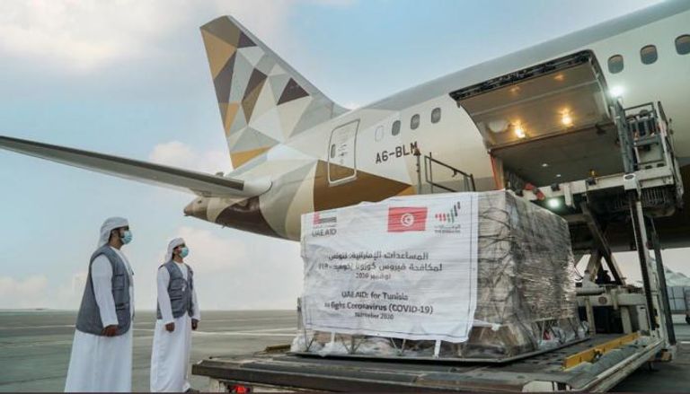 طائرة المساعدات الإماراتية إلى تونس