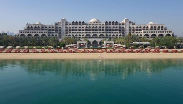 فنادق الإمارات تسجل قفزة قياسية في الإيرادات