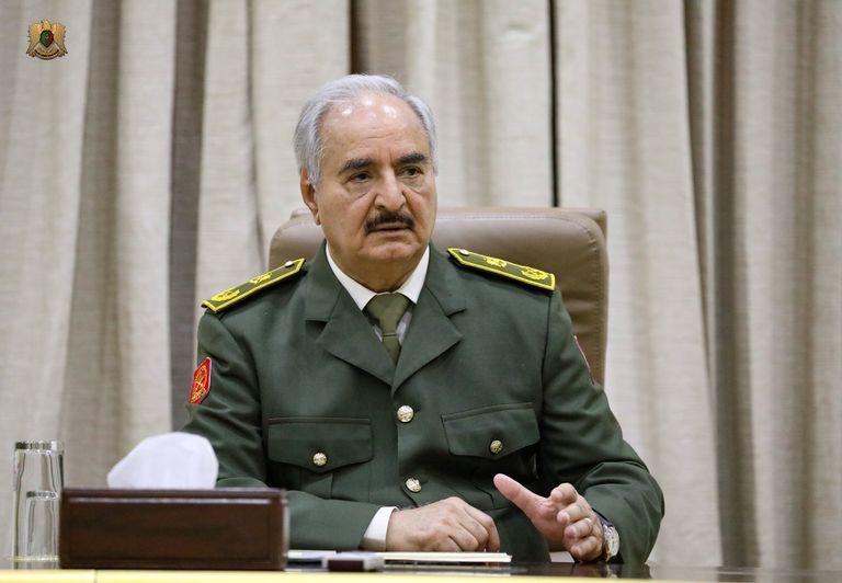 جانب من اجتماع حفتر ورئيس الحكومة ووزير الداخلية