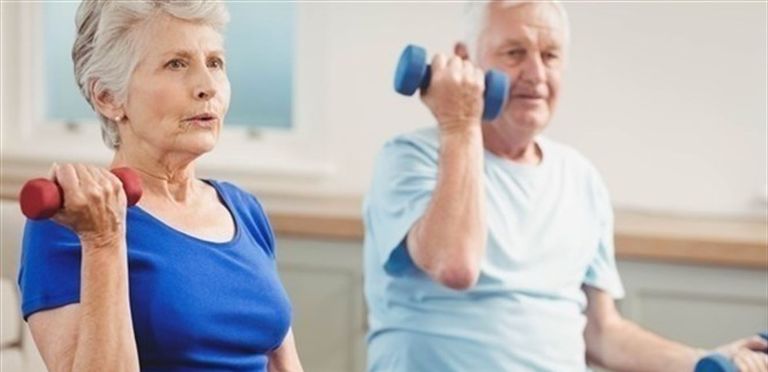 نصائح لتعزيز مناعة كبار السن نصائح لتعزيز مناعة كبار السن