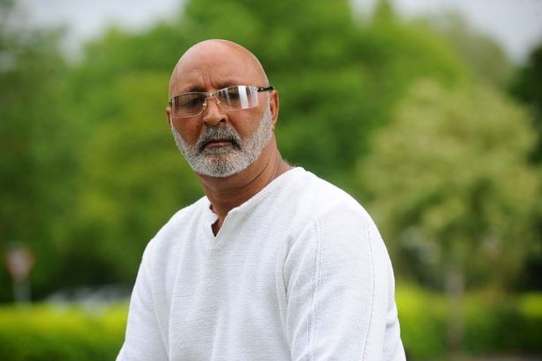 والد راين جيجز