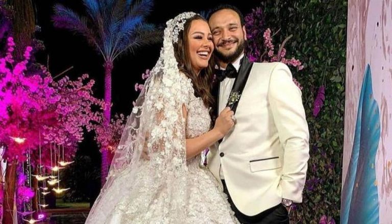 أحمد خالد صالح وهنادي مهنا في حفل الزفاف