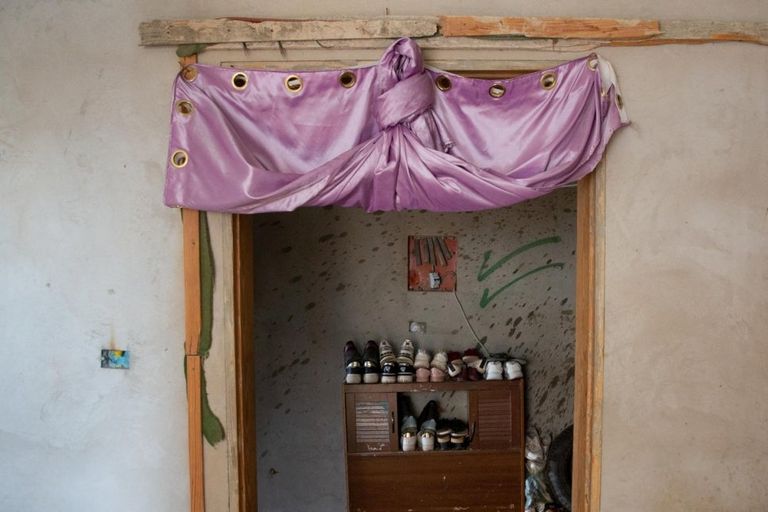 حنان نازحة ليبية في العاصمة طرابلس